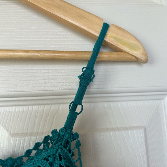 Kismet off shoulder lace top - Picture 4 of 9